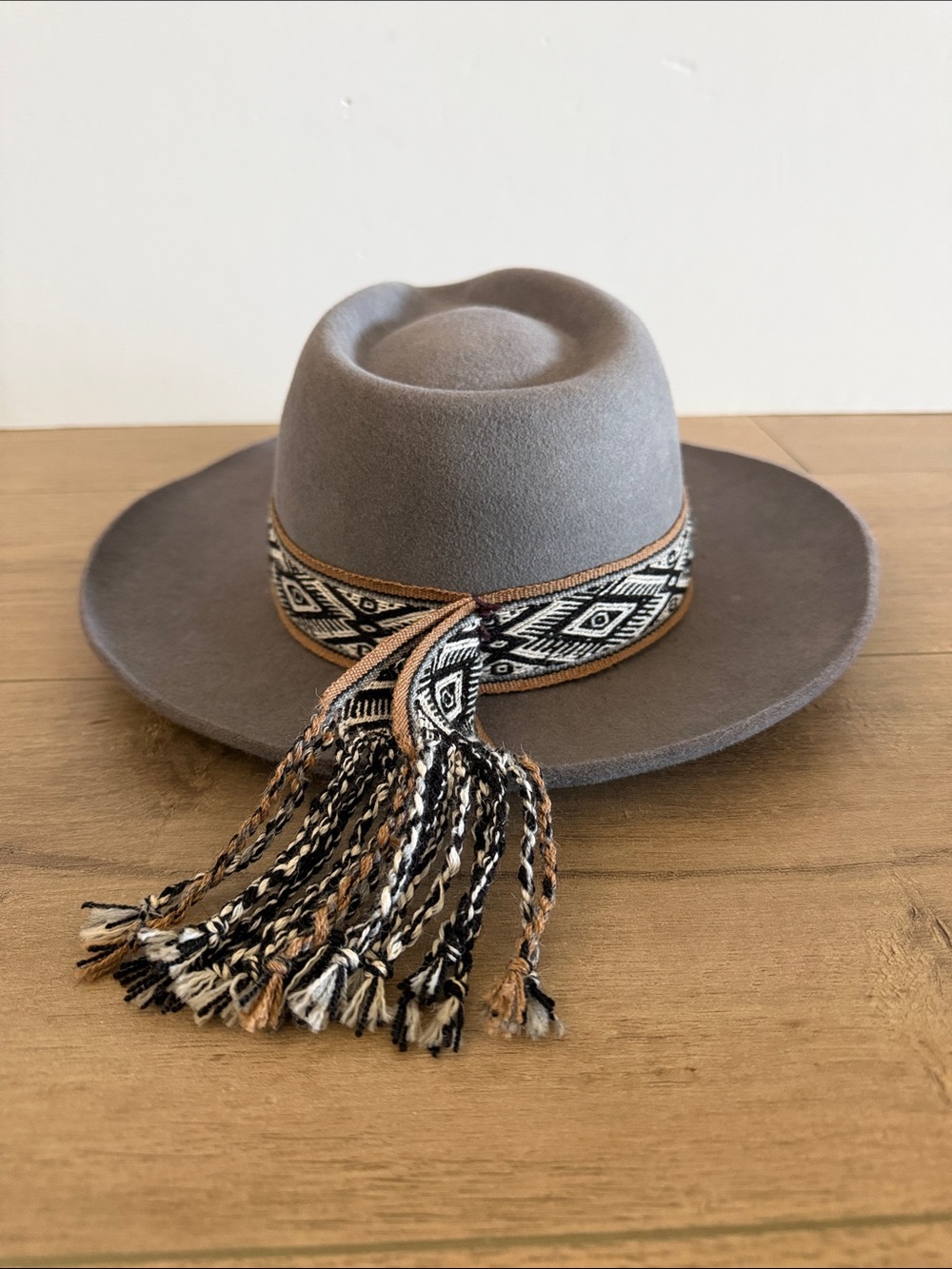 Western Woven Band Wide-Brim Felt Fedora Hat Rodeo Gray Wool Felt Size 58 Boho - Picture 4 of 7